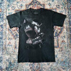 The Mountain Shark Animal T-shirt Medium